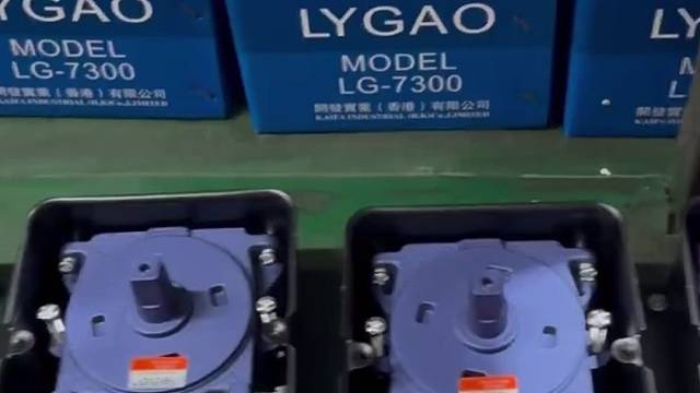 需要地弹簧的老板看过来