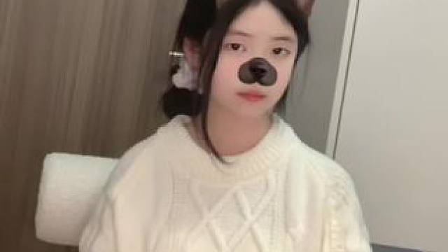 小小的老子萌萌哒#卖个萌 #不想上学 #今天长这样