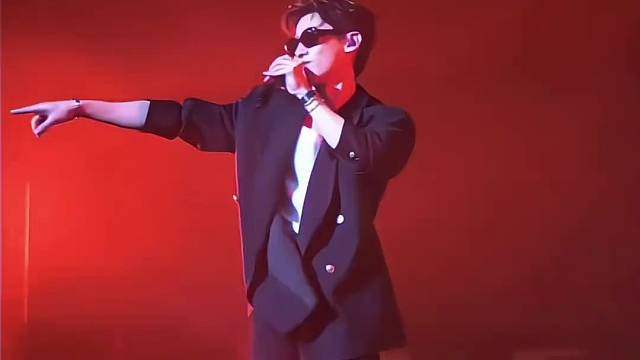 挥手这一下谁懂啊