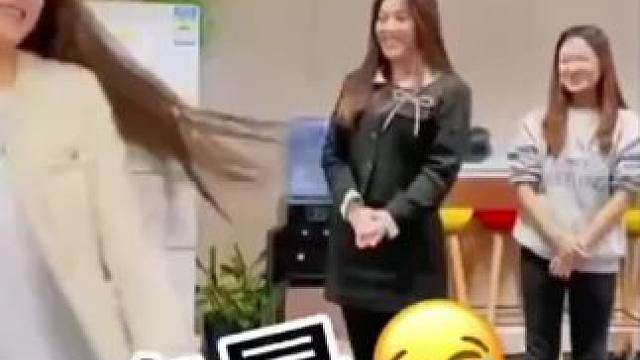 爱的魔力圈
#爱的魔力转圈圈 #趣味游戏 #看一次笑一次