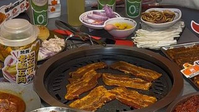可惜你不在四川，不懂川式烤肉有多爽 #吃下这一口烟火气 #龙抬头要吃点啥 #这一口还得来川渝吃 #吃