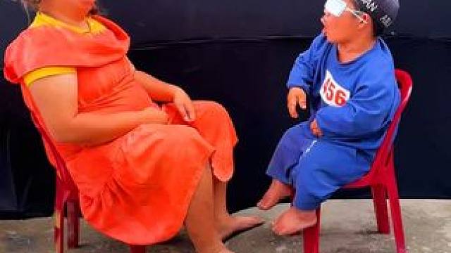 ToRung搞笑 这水桶有点大
#解压 #看一次笑一次 #搞笑