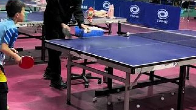 努力不是为了超越别人，
而是为了不断超越昨天的自己。