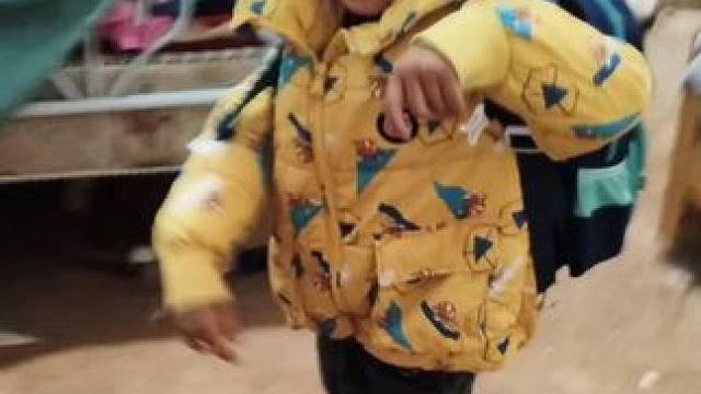 星期一了，老大老二上学了，把床单被罩带学校去。#记录真实生活