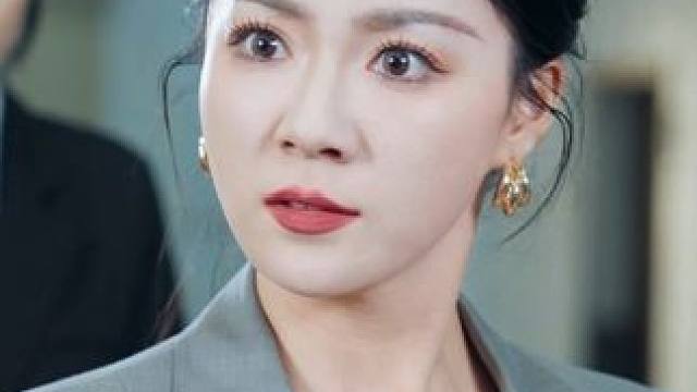 L. 黑帮大佬细心革命要做一个好父亲...#九州短剧 #百亿好剧好看计划 #短剧