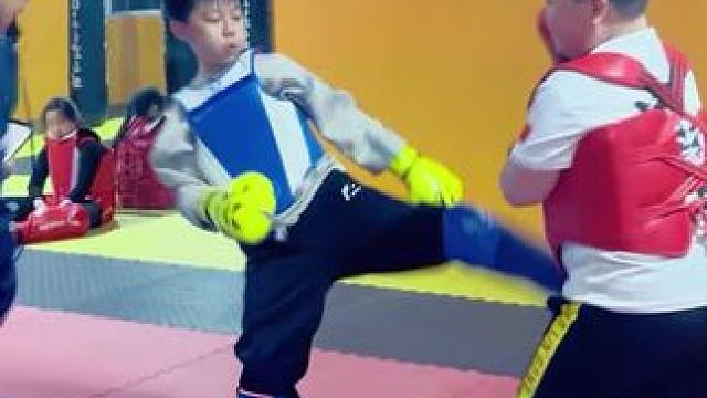 实战的意义不是去为了打人，而是为了让我们更好的保护自己，通过实战，让我们变得更坚强，慢慢的你会发现，