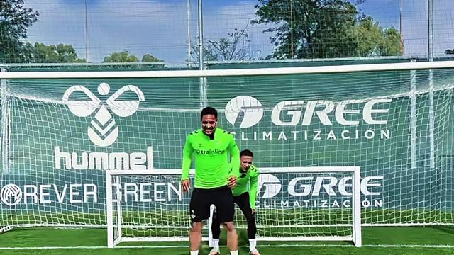 安东尼和罗克一对一训练，巴西老乡的较量