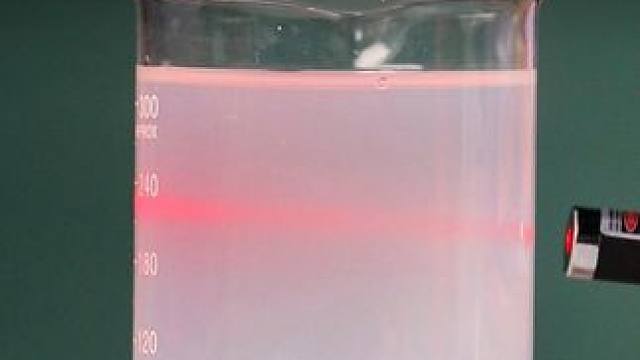 人工智能时代，从小培养孩子的科学思维，打下坚实的物理化基础，提升孩子认知。#小实验大道理 #亲子实验