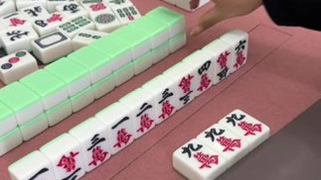 杠上开花 自摸清一色！ #嘻嘻红中麻将游戏软件  #麻将