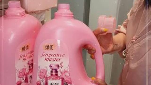 13斤这个小苏打香氛洗衣液太划算了，拍2桶这一年都够用了，用着还不心疼#小苏打香水洗衣液  #洗衣液