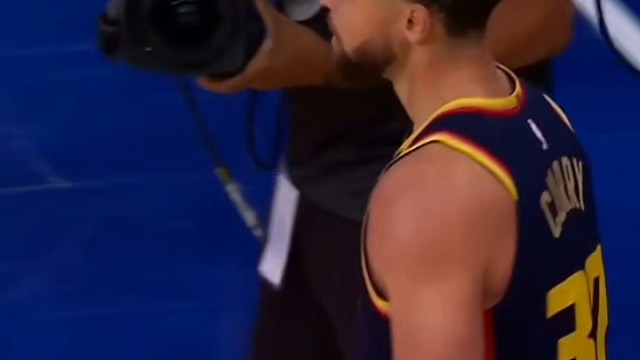 勇士114-102击败尼克斯，库里28分7板9助