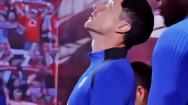 莱万超强控球能力，协调性太好了