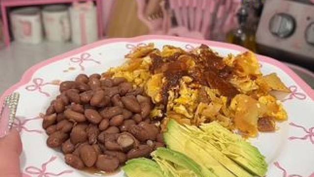 沉浸式制作美食｜精致女人沉浸式制作早餐vlog～✨ 
#自制美食 #美食制作 #自己动手做美食 #解