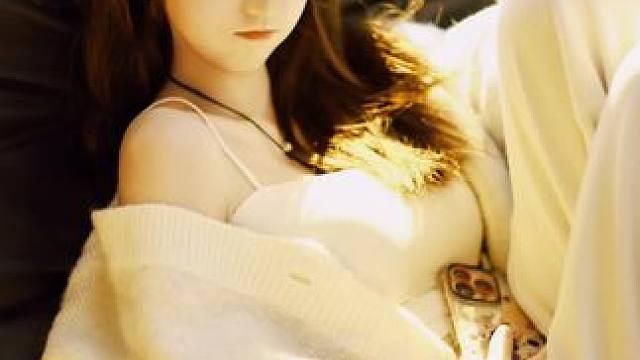 手电筒打光教程来啦～！！一分钟教会你！！ #摄影 #手电筒拍照 #氛围感 #人像 #摄影花絮