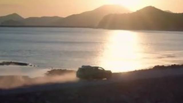 这下精装朋友圈有救啦 #汽车 #无人机 #拍照