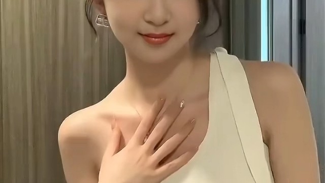 说爱我，让我听听鬼话。