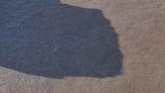 楼梯滚瓶子爆破解压时刻