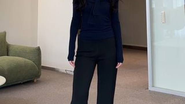 超显瘦的直筒裤，百搭日常超好穿#直播预告 #显瘦裤子 #穿搭分享 #显瘦穿搭