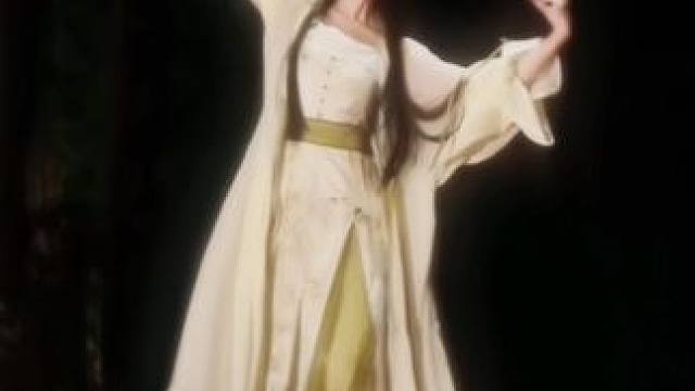 青衫烟雨客 似是故人来#翻跳 #古典舞 #弱水三千 #汉元素