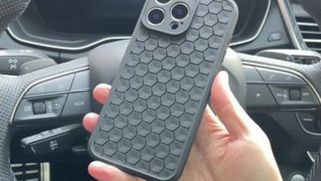 散热巨好的手机壳，高级感满满 #苹果手机壳 #散热手机壳 #商务手机壳