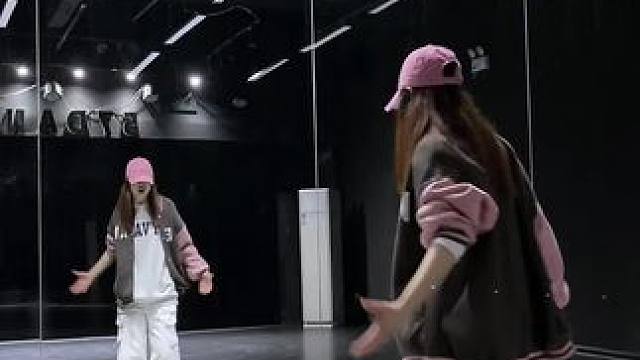 2025年的“说爱你” #说爱你 #hiphop #CC编舞 #角美57舞蹈