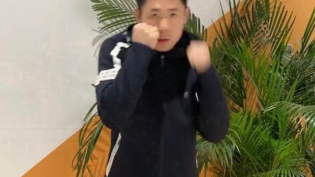 街头出拳技巧，千万别乱用 #拳击 #格斗 #搏击 #日常训练 #干货教学 