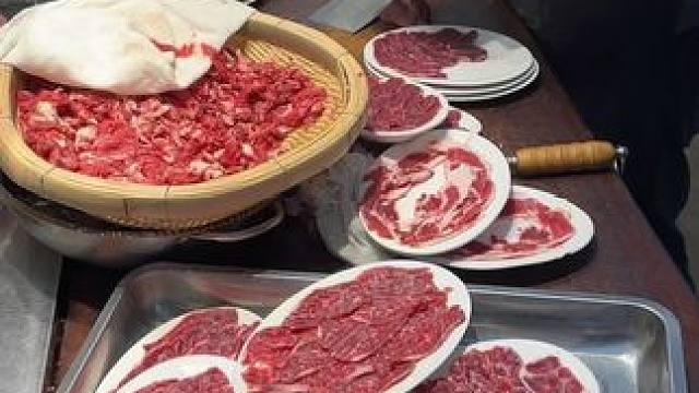 老成都烟火气，开了30多年的潮汕牛肉！ #吃下这一口烟火气 #被这一口香迷糊了 #潮汕牛肉 #潮汕牛