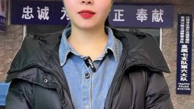 不要流量，无需插卡，车上有USB即可插电使用，车速，语音播报，真的太方便了。