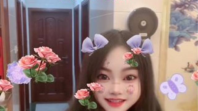 #女神节快乐#谢谢我的宝贝媳妇送的礼物#儿子送红包媳妇送鲜花#幸福满满#爱你们哦我的宝贝