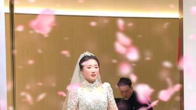 婚纱是你的理想，娶你回家是我的梦想#婚宴酒店 #婚礼现场