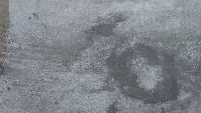 楼梯滚瓶子爆破解压时刻