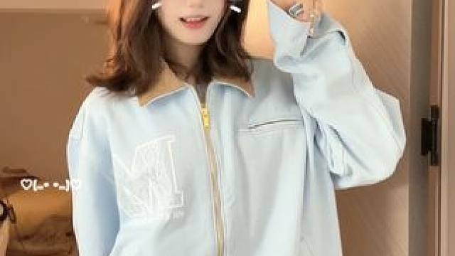 你看 拜拜两个字像不像四串烧烤！哈哈哈哈 #甜妹统治世界 #甜妹