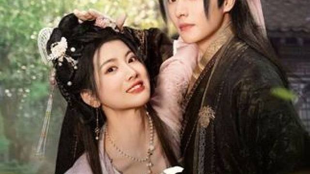 女人穿越到古代意外捡到的小孩竟然是自己的闪婚摄政王老公