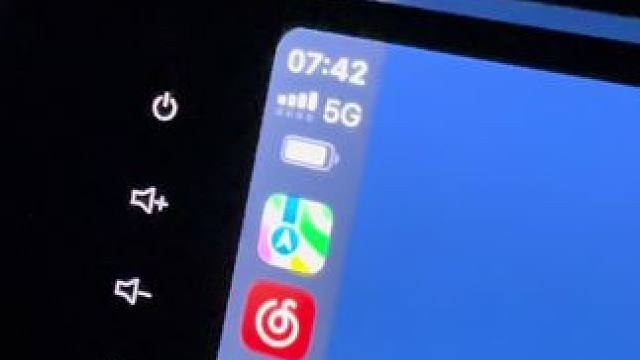 滑雪人追粉时刻，再给我一点点时间，我现在不想停下来，以后也不想停下来#粉雪天堂 #滑雪vlog #自