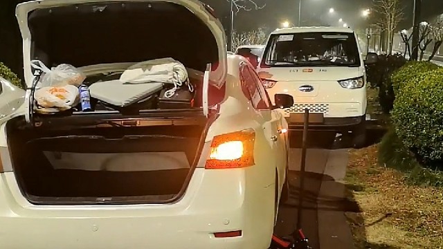 闪援移动轮胎店