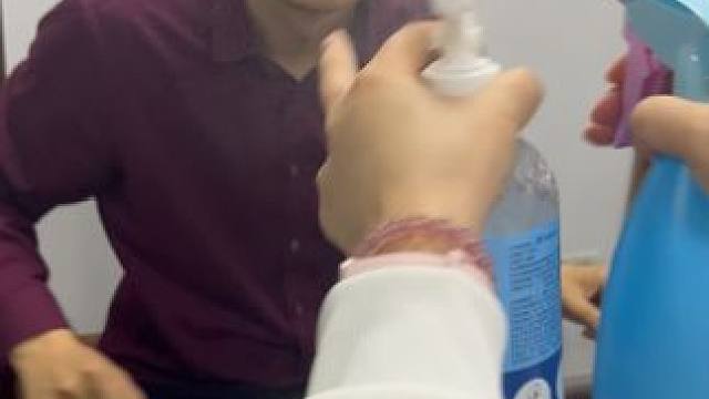 整蛊老板真的很快乐 #整蛊老板 #搞笑 #剧情反转