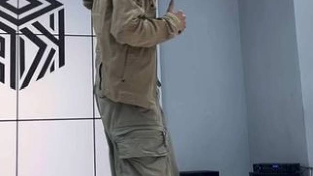 #翻跳 #badalee编舞 #badalee新舞我先跳 
‍↕️累