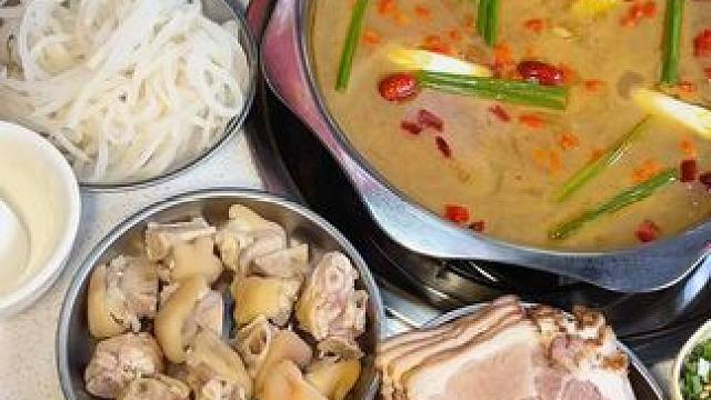 酸汤猪蹄冲。#本地热门美食 #生活的烟火气息 #酸汤猪脚#云南美食