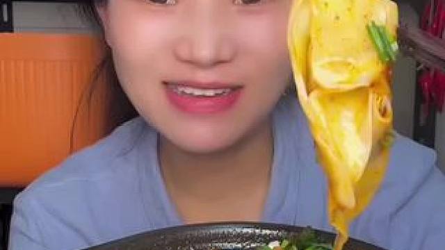 #抄手 #麻辣香肠 #美食分享