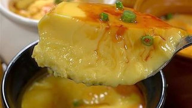 早餐给家人蒸了鸡蛋糕，有了这个瓦罐，再也不用担心水的比例啦，新手小白也能十拿十稳啦#我的厨房日记