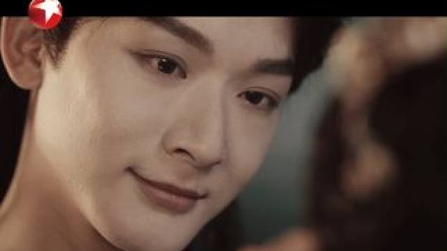 姜似回忆前世余七求婚，姜似：我不信命但信你... #景甜  #张晚意   #东方卫视似锦