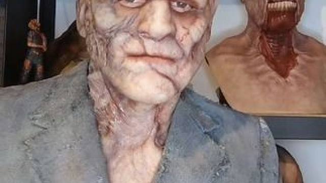 这个面具不错 #国外视频分享 #面具下的男人 #恶魔面具 #面具