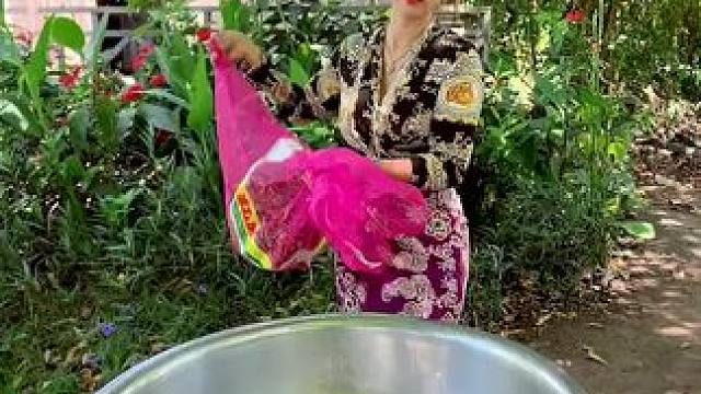 东南亚特色美食昆虫宴 #东南亚美食 #舌尖上的美食 #内容启发搜索 #萤火计划