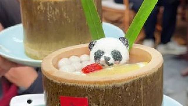 想要吃地道的成都小吃川菜、喝盖碗茶，隐藏在东郊记忆的，蓉李记是个不错的选择。现在团购活动，59元即可