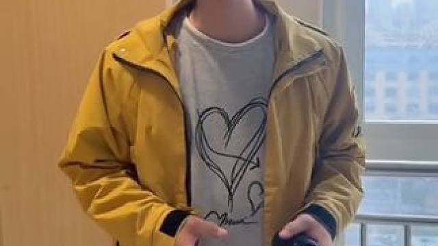 各行各业都在拍指尖生花 拍花怎么少的了我们摄影，我也来一张，欢迎评论区分享记得行业指尖花照片#摄影技