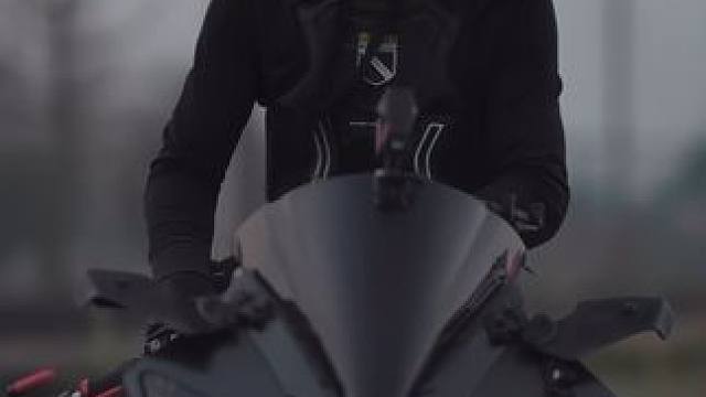 卡姿兰大眼睛#雅马哈r1卡姿兰大眼睛