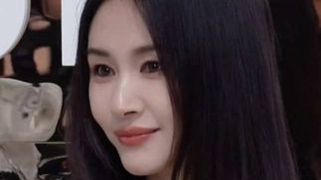 #王子文说叶文洁是乌木玫瑰  从没想过王子文和玫瑰也好适配