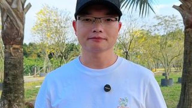 又到了拍花的季节 ，赶紧带上这款4K高清 微距镜头记录春天的美吧！错过又要等一年 #又到了赏花拍照的