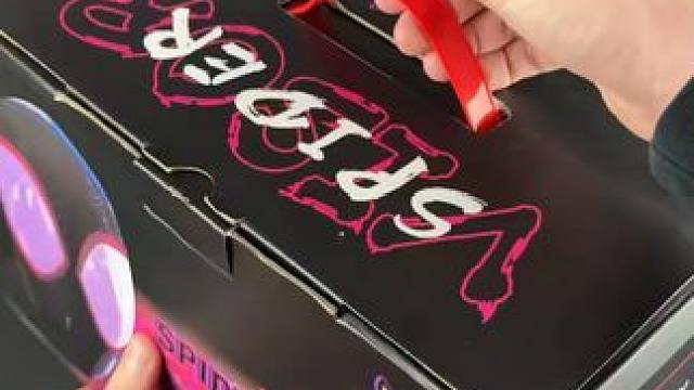 没有男生会拒绝这么酷的黑蜘蛛面具吧~ #蜘蛛侠  #有男生会拒绝这个玩具吗