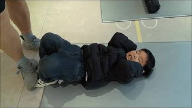陪着他老爸混迹健身房的一天，主打一个相互陪伴#坚持训练 #运动小健将 #体能训练 #儿童体育锻炼